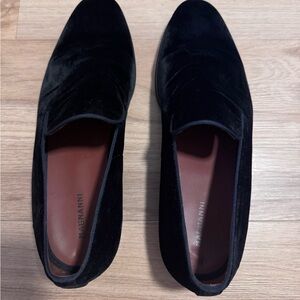 Magnanni Men's Elegant Black Velvet Slip-Ons
